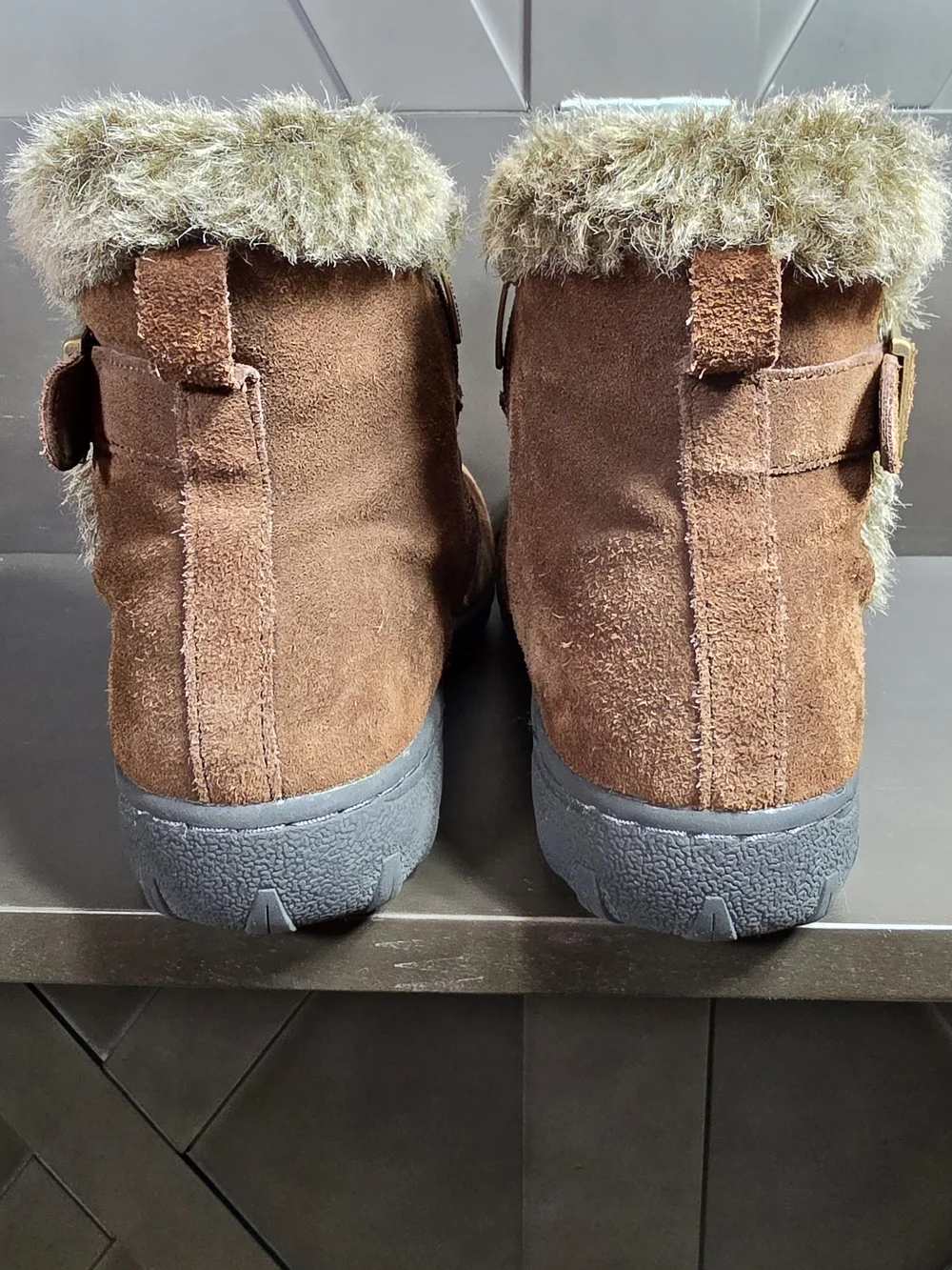 Khombu Brown Leather Suede Ankle Boots Faux Fur Trim Womens 8